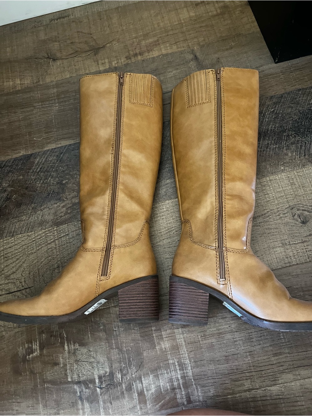 🤎 Woman’s Size 8 - Tall, Mossimo Supply Co. Cognac Tall Leather Riding Boots - Picture 4 of 6